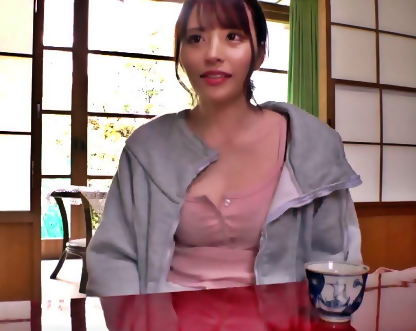 av-review-av-actress-ito-mayuki-true-feelings-looking-back-on-the-change-growth-and-awakening-of-feelings-for-2-years-1-night-2-days-gonzo-hot-spring-document-02