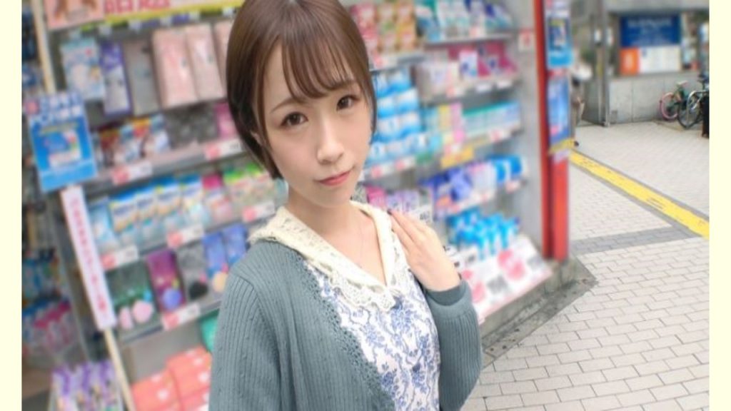 【ＡＶレビュー】マジ軟派、初撮。 1708 男ウケ必死の清楚で可愛らしいJDをナンパ！M気質な性癖があらわになり、イラマで嗚咽&首●めピストンで咳き込み中イキ！ご奉仕するときの上目遣いもバッチリ男心を鷲掴み！やっぱこういう子ほど遊んでるんだよなぁ…