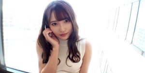 【AVレビュー】マジ軟派、初撮。 1715 横浜を歩く美脚お姉さんをナンパ!男優の軽快なトークに心を開きエロい話題で大盛りあがり!いつの間にかボディタッチすら自然と受け入れ…ベッドの上で快感に身を委ねて悶絶SEX!