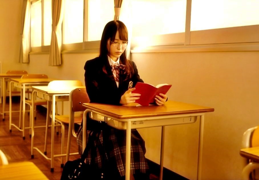 kasui-jun-review-a-quiet-student-usually-seduces-me-with-a-conviction-only-in-front-of-me-01