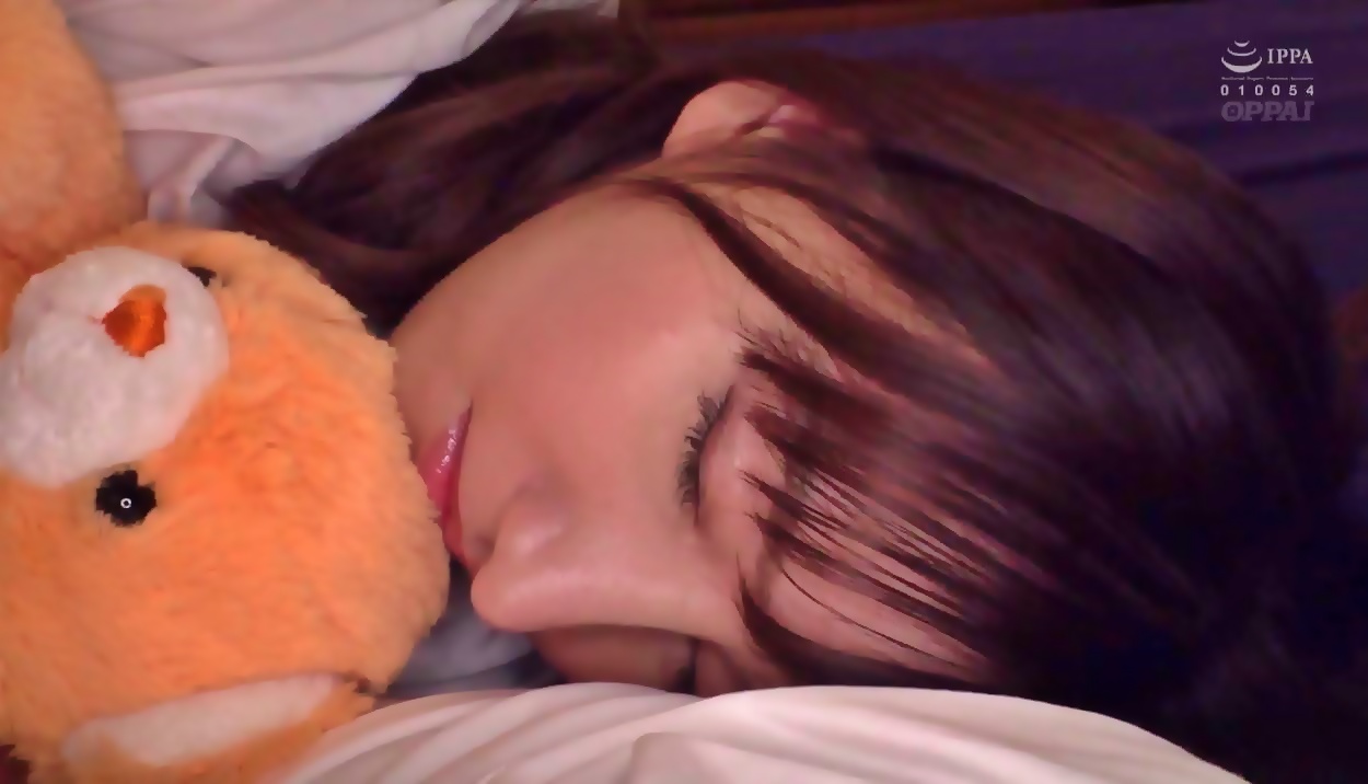 yuzuriha-karen-review-tsundere-cohabitation-for-a-week-with-the-unfriendly-busty-sister-next-door-04