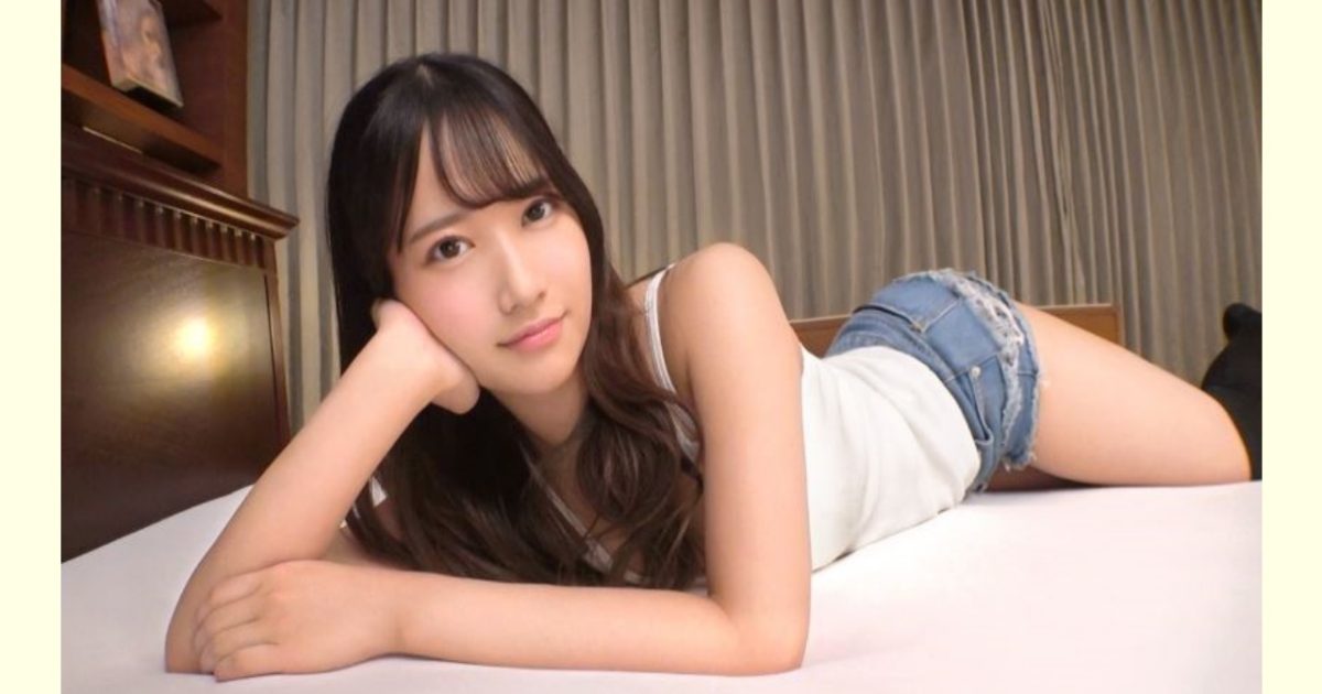 【AVレビュー】【初撮り】【ふんわり美乳】【激グラインド騎乗位】見た目は清純系だけど中身は小悪魔的な美人LIVE配信者が登場。可愛い顔を蕩けさせ巨根を膣奥まで迎え入れると、美尻を痙攣させながら感じていき.. ネットでAV応募→AV体験撮影 1741
