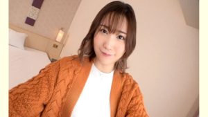 【AVレビュー】【初撮り】【高身長スレンダー】【騎乗位で激グラインド】清楚感溢れるルックスと綺麗な美脚を携えた図書館受付嬢を発掘。激しいピストンに、しなやかな柔肌を紅潮させていくと、幾度もカラダを震わせ逝ってしまい.. ネットでAV応募→AV体験撮影 1729