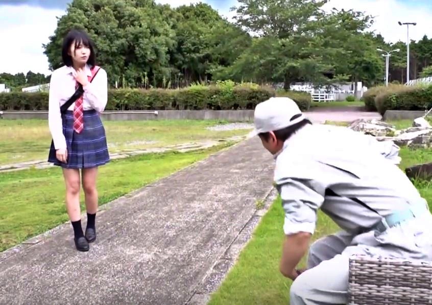 hiizumi-maika-review-j-kei-a-plain-looking-girl-who-tends-to-be-the-target-of-bullying-likes-exposure-03