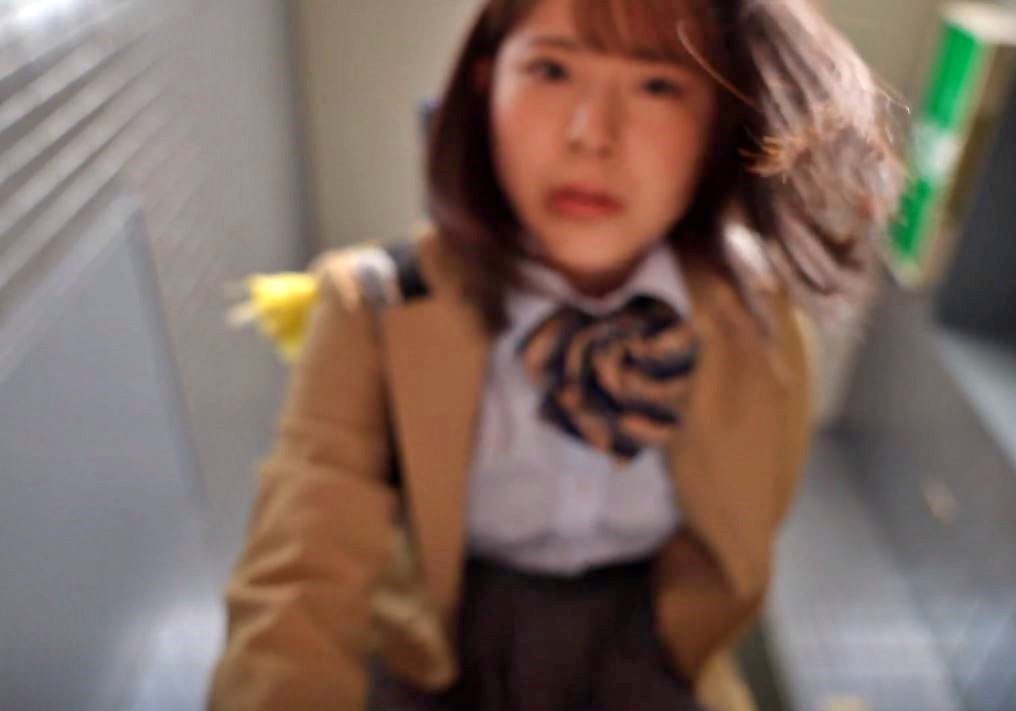 av-review-ive-had-so-much-sex-and-im-going-to-live-here-from-now-on-the-day-after-getting-drunk-when-i-woke-up-in-the-morning-there-was-a-strange-school-girl-next-to-me-03