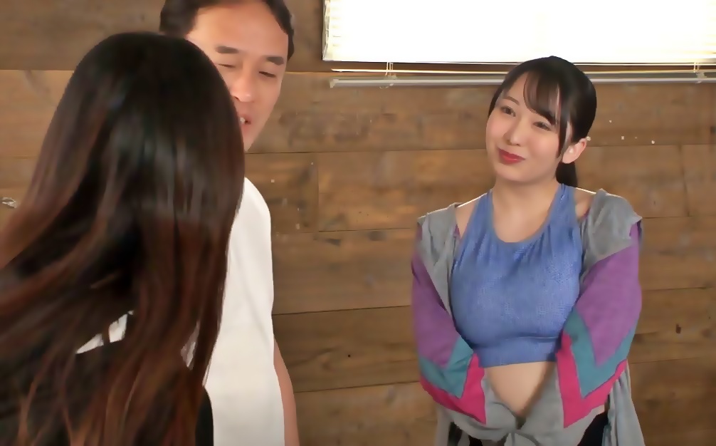 yayoi-mizuki-review-married-woman-personal-trainer-who-seduces-me-with-a-nice-ass-and-a-devilish-smile-reverse-ntr-02