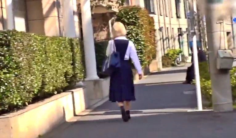 av-review-accompanied-by-dad-active-school-girls-record-of-trespassing-and-voyeurism-04