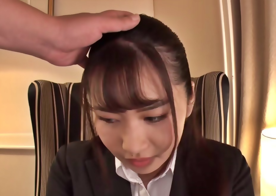 av-review-job-hunting-female-college-students-who-sell-their-bodies-and-get-job-offers-extreme-power-harassment-interview-video-raw-creampie-self-pr-vol-001-02