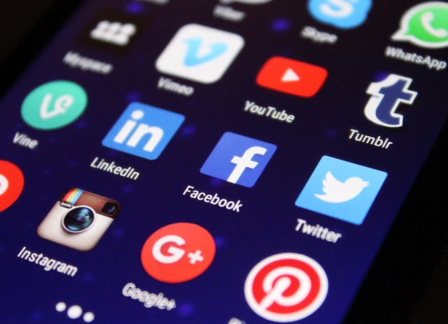 even-if-you-download-an-illegal-video-without-knowing-it-the-possibility-of-being-arrested-increases-03-01