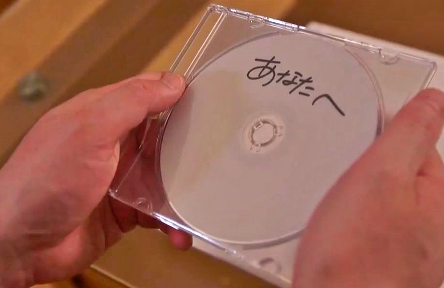 saeki-yumika-review-cock-through-wife-i-cheated-on-her-so-my-wife-retaliated-by-letting-my-cock-through-and-showing-me-vaginal-cum-shot-sex-with-another-man-03