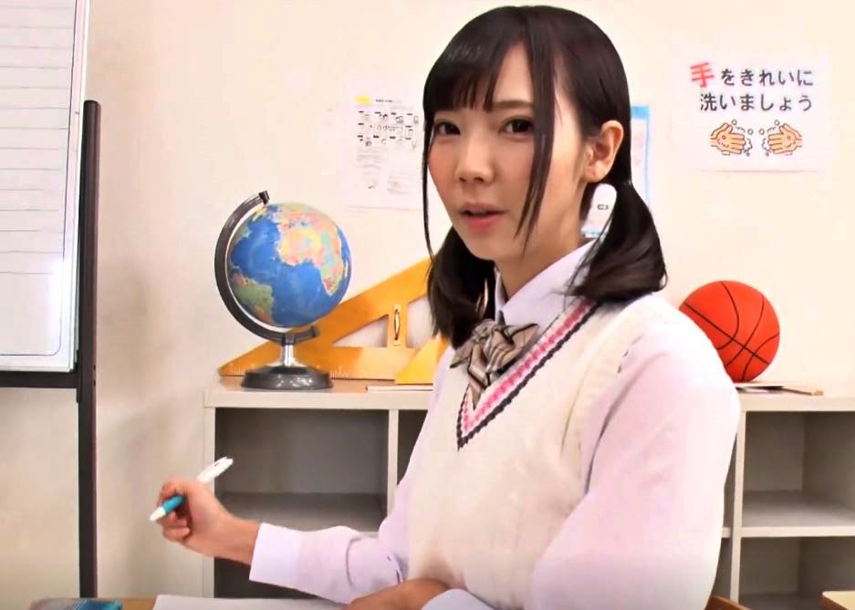 av-review-lets-have-sex-with-a-beautiful-girl-in-uniform-miu-03