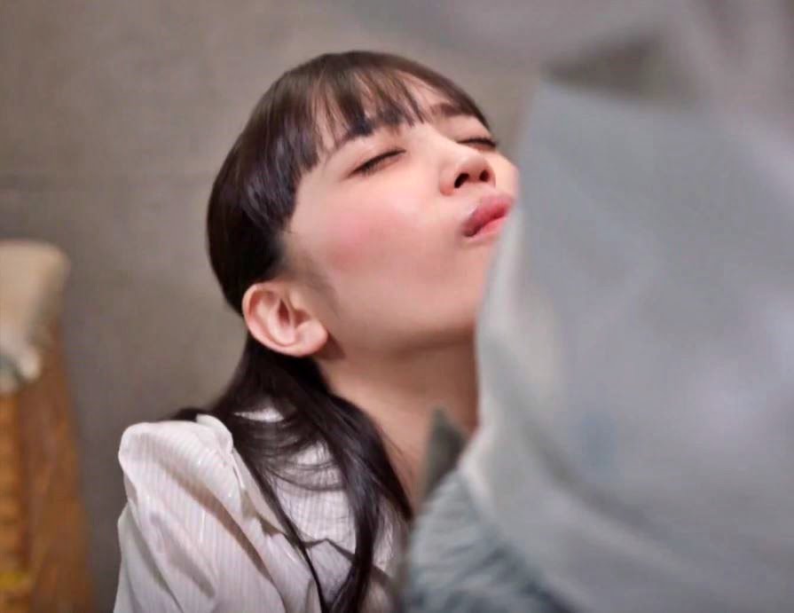 kudo-yura-review-i-wont-allow-my-teacher-to-have-a-boyfriend-a-crazy-student-with-abnormal-love-is-completely-broken-with-jealousy-school-compulsory-aphrodisiac-kimeseku-02