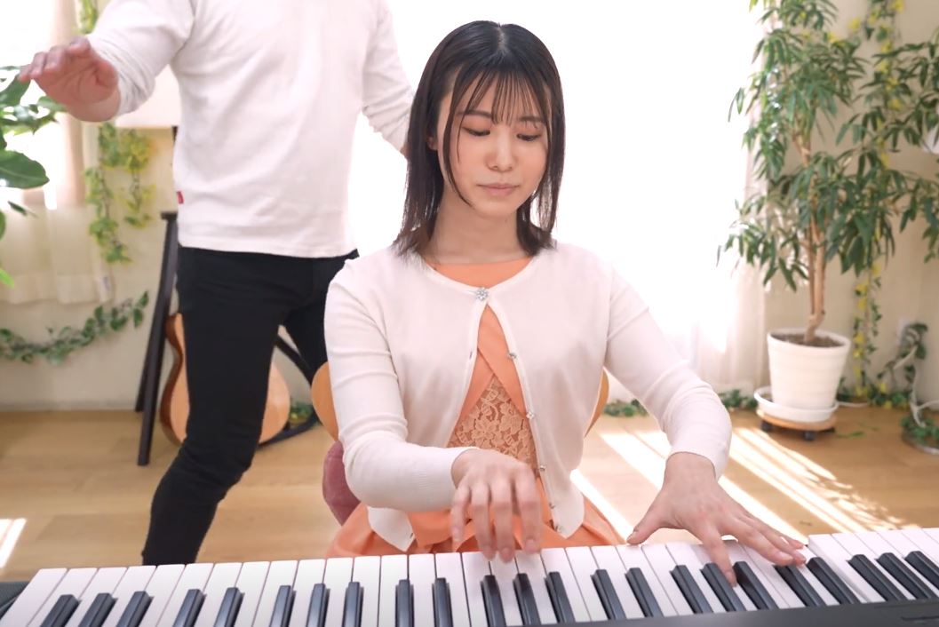 av-review-rookie-active-female-college-student-exclusive-shirato-shiki-av-debut-02