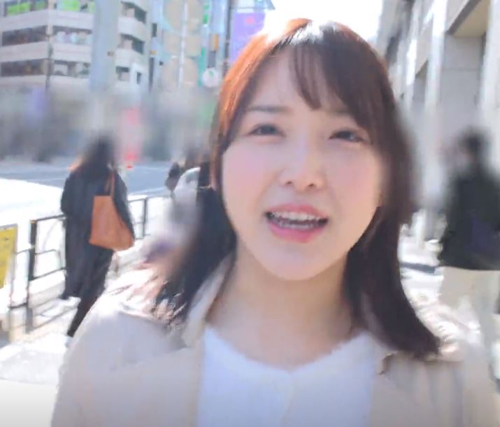 av-review-rookie-hakatas-natural-fluffy-gcup-female-college-student-exclusive-minami-shiori-av-debut-02