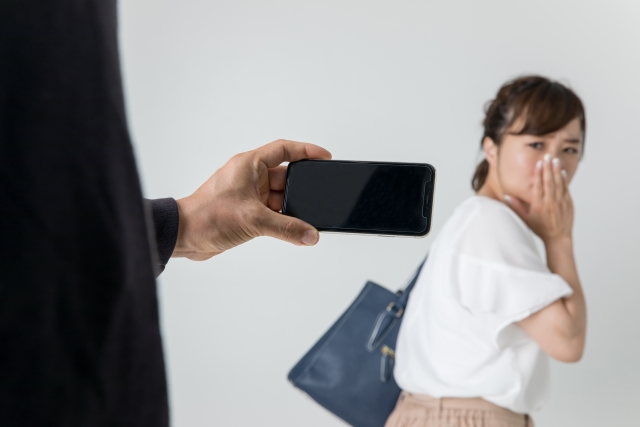 sex-crime-teacher-victims-against-girls-and-boys-at-school-are-on-the-rise-01-02